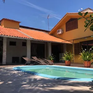  Casa de Férias Linda Casa Com Piscina Em Bombinhas, Espaço Inteiro